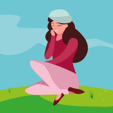 parkta oturan bere ile güzel kadın