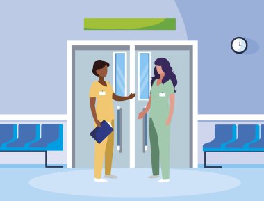 asansör kapıda ırklar arası kadın tıp işçileri