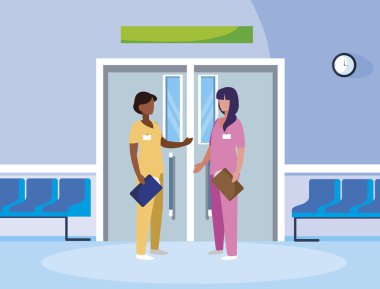 asansör kapıda ırklar arası kadın tıp işçileri