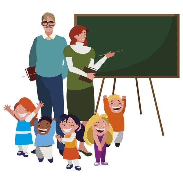 Leraren paar met kleine studenten en schoolbord — Stockvector
