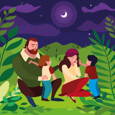 gece alanında oğulları ile anne-babalar çift