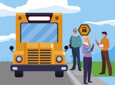 otobüs durağında öğretmen grubu