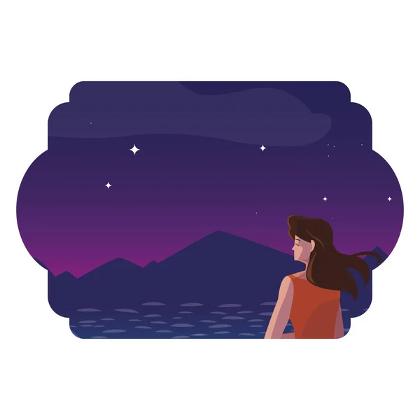 Mujer contemplando el horizonte en el lago y las montañas en escena nocturna — Vector de stock