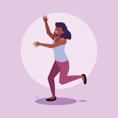 Genç afro kadın mutlu atlama kutlamaları