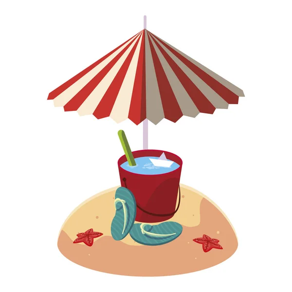 Praia de areia de verão com guarda-chuva e balde de água —  Vetores de Stock