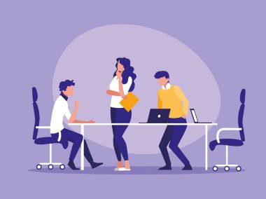 işyerinde şık iş adamları