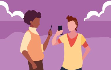 akıllı telefon cihazları kullanan iki adam