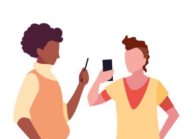 akıllı telefon cihazları kullanan iki adam