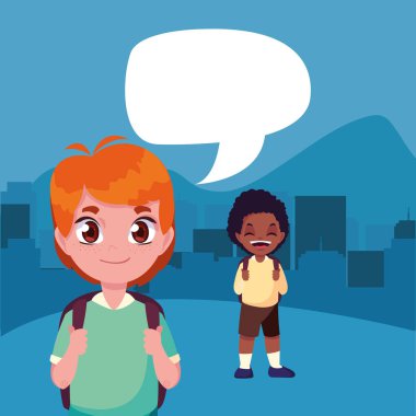 okula geri konuşurken çanta ile öğrenciler çocuk