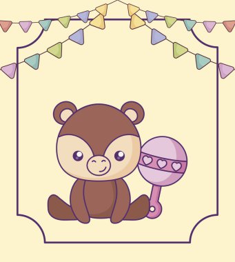 jingle çan ve çelenk asılı sevimli küçük ayı bebek