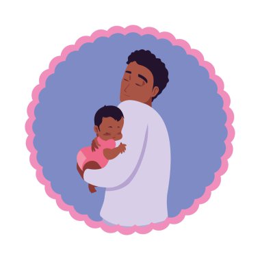 babası onun bebeği kollarına taşıyor.