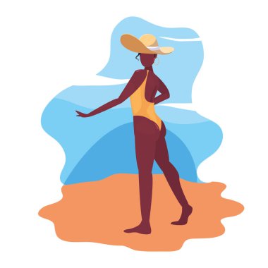 mayo ve şapka yaz saati ile güzel kadın