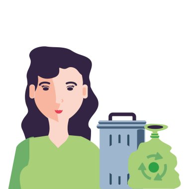 genç kadın ve çanta ile çöp kutusu geri dönüşüm