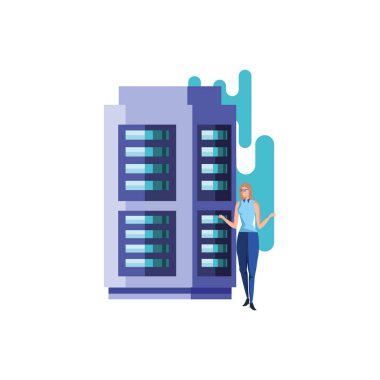 veri merkezi sunucusu ile iş kadını zarif