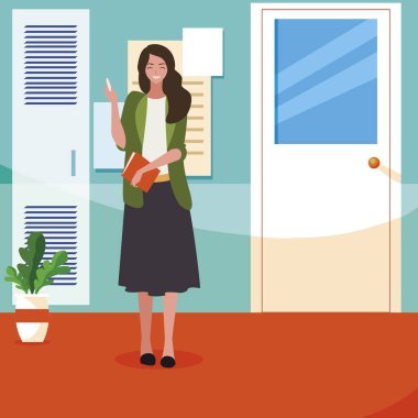 koridor okulda ders kitabı ile kadın öğretmen