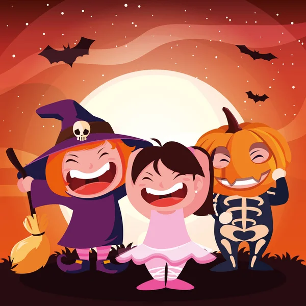 cadılar bayramı için kılık değiştirmiş sevimli çocuklar