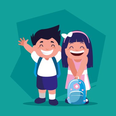 Okul gereçleri olan birkaç öğrenci, okula geri döndüler.