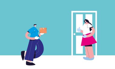 Maskeli bir adam ve kadın güvenli bir paket getirip götürüyorlar.