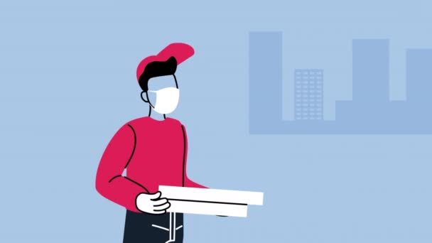 Correio de entrega segura usando máscara médica com caixas de pizza — Vídeo de Stock