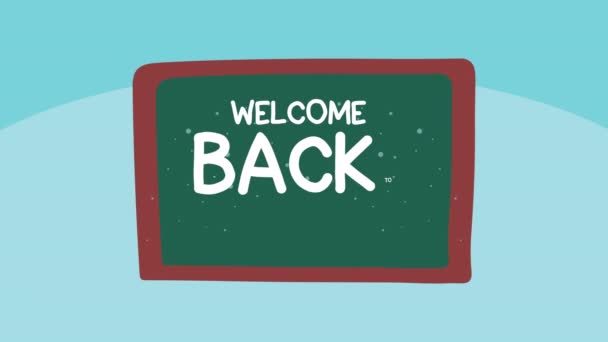 Kembali ke waktu sekolah dengan huruf di papan tulis — Stok Video