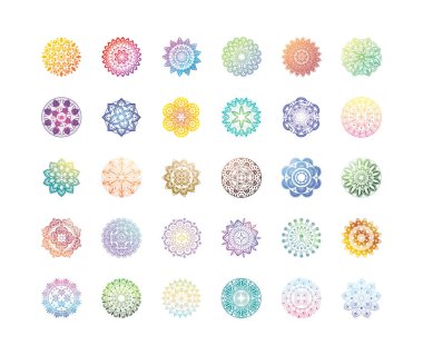 Beyaz arkaplan üzerinde gradyan mandalas veya oryantal dekorasyonlar seti