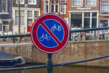 Bisiklet yolu ve motosiklet deny için kayıt.