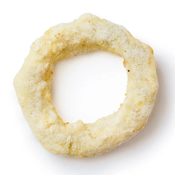 Одно замороженное луковое или кальмаровое кольцо изолировано на белом — стоковое фото