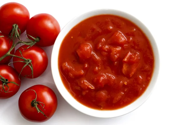 Schaal van gehakte tomaten. — Stockfoto