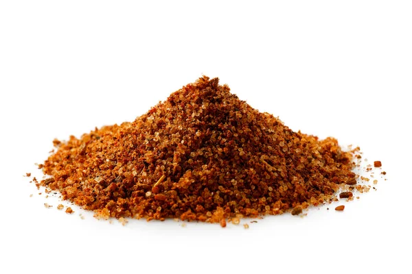 A pile of a red bbq spice mix ioslated on white. — Stock Photo, Image