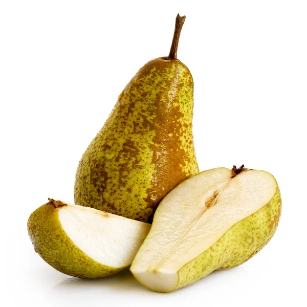 Single abate fetel pear next to a half and a slice of pear isola — Stock Photo, Image