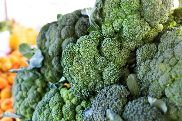 A pile of broccoli at market. — Stock Photo, Image