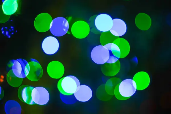 Multi-barevné abstraktní pozadí bokeh na černém pozadí. Tvůrčí design. — Stock fotografie