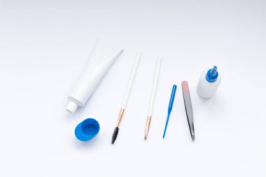 Kaş boyama araçları