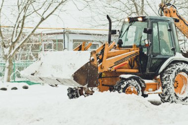 Kar temizleme aracı kar kaldırma