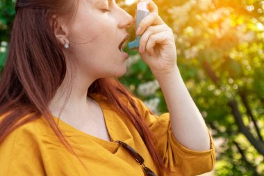 Astım spazmı ortadan kaldırmak için inhaler