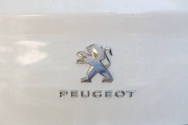 Odessa, Ukrayna - 4 Ağustos 2020: Peugeot arabasının ayrıntıları