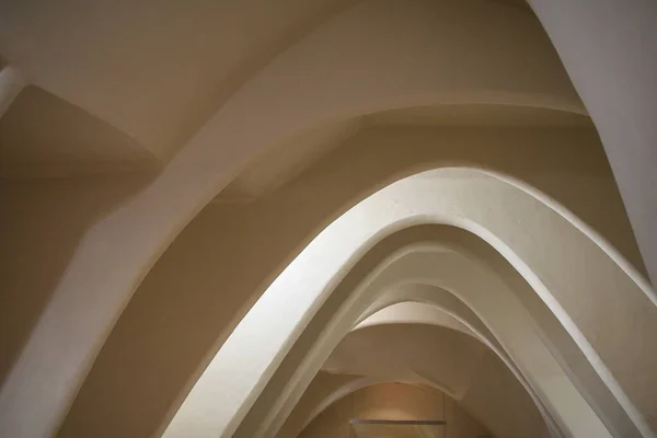 White Archway Corridor Casa Batllo Antonio Gaudi Barcelona Spain — Stock Photo, Image