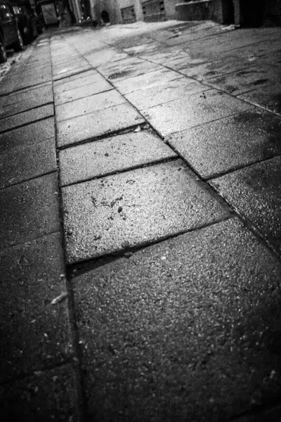 Şehir manzarası, gece, boş sokak