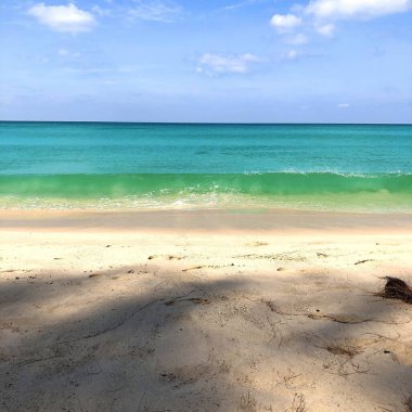 Tayland 'ın Phuket adasındaki kumsal