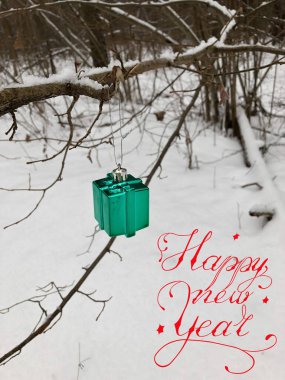 Yeni yıl kartı, kartpostal, yazılı internet afişi - mutlu yıllar