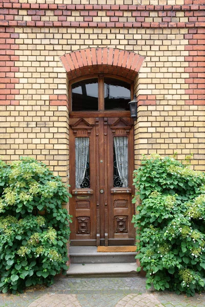 Linz 的老门的图片德国大黄酸 — 图库照片