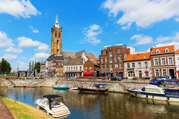 Roermond Netherlands August 2018 Cityscape River Roer Unidentified People Roermond — Stock Photo, Image