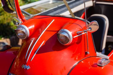 Kerpen, Almanya - 19 Ağustos 2018: açık ayrıntılı olan bir tarihsel Fmr Tg500. ünlü Messerschmitt kabin scooter üzerinde dayalı bir spor microcar