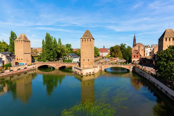 Foto Van Drie Bruggen Pont Couverts Rivier Ill Straatsburg Frankrijk — Stockfoto