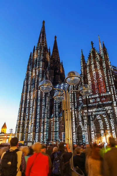 Colônia Alemanha Setembro 2018 Catedral Colônia Com Iluminação Única Multidões — Fotografia de Stock