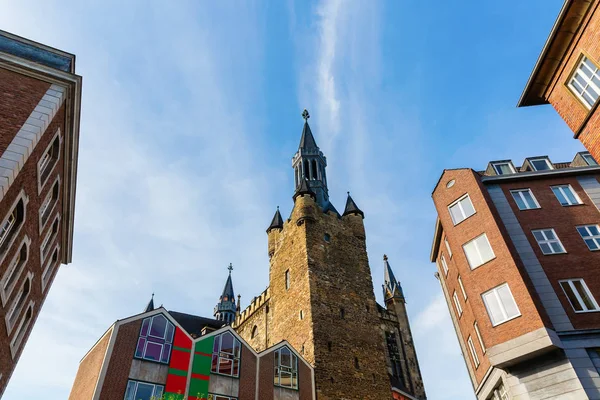 Foto Uma Vista Sobre Histórica Torre Granus Aachen Alemanha — Fotografia de Stock
