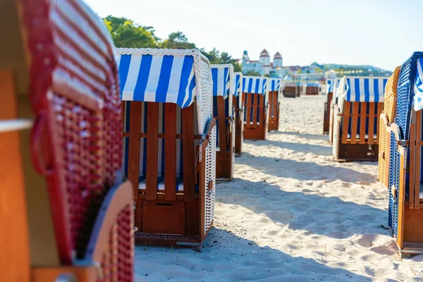 kukuletalı plaj sandalyeleri plaj Binz, Rügen, Almanya
