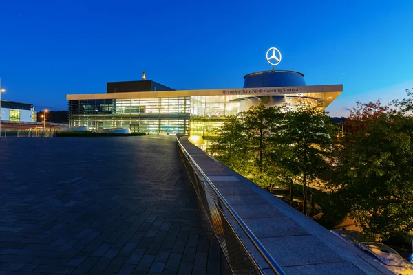 Stuttgart Germany September 2018 Mercedes Benz Headquarters Night Mercedes Benz — Stock Photo, Image