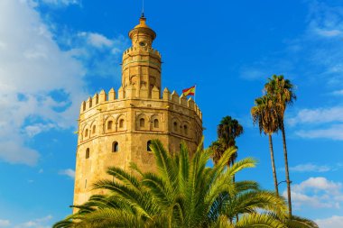 Sevilla, İspanya ünlü Torre del Oro resmini