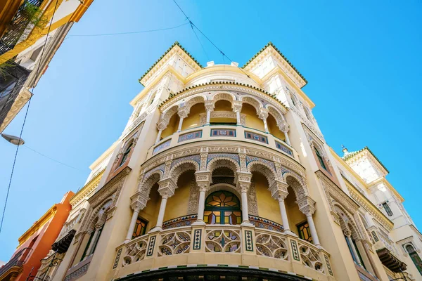 Foto Della Facciata Vecchio Edificio Tradizionale Siviglia Spagna — Foto Stock